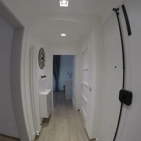 Toffee 5 Terre Apartment La Spezia